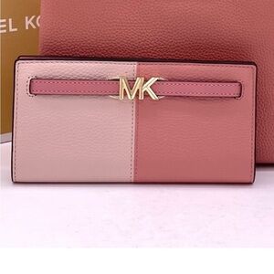 MICHAEL KORS Reed Large Pebbled 
Leather Snap Wallet